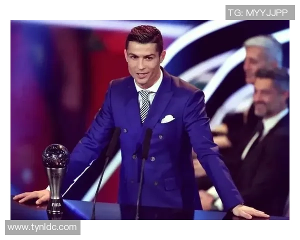 足球场上最帅的球星是谁他不仅有颜值还有实力的完美结合