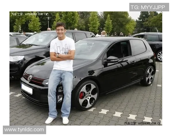 足球明星背后的家庭故事 揭秘他们成长的动力与支持